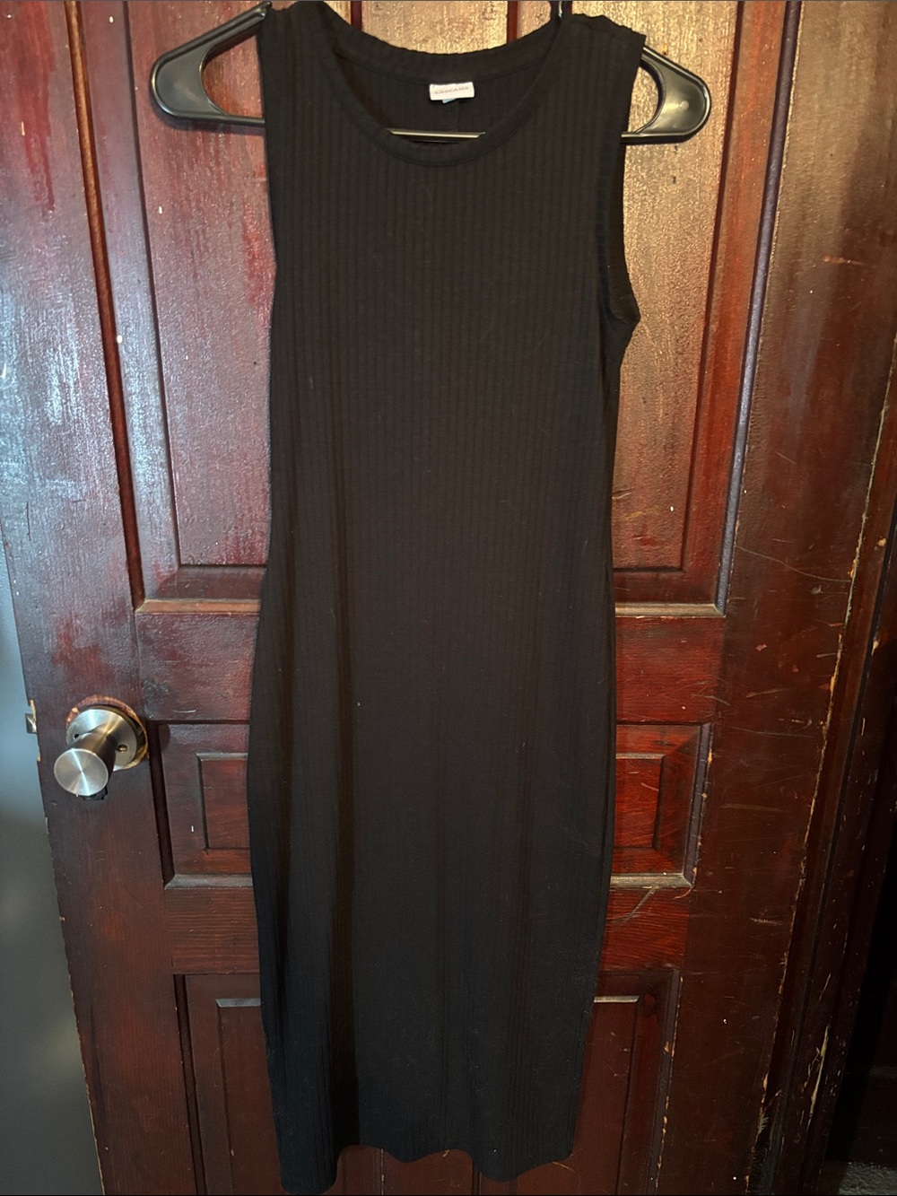 Sleeveless Black Ribbed Maxi Dress